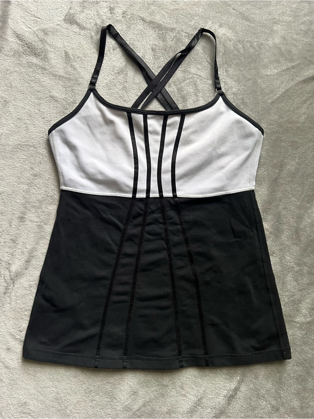 Lululemon Black & White Crossback Athletic Tank Top Women’s Small